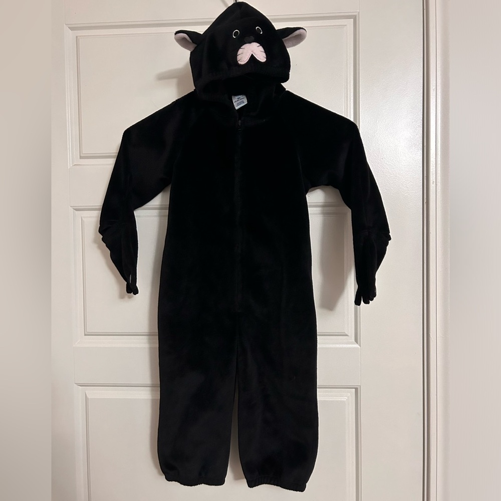 Baby Cat Costume Old Navy. Size XL ( 18-24 months).  Immaculate condition.